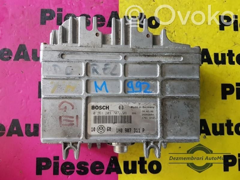 Engine control unit/module ECU   0261203707,0261203708