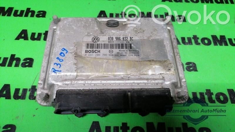 Engine control unit/module ECU   0261206766,030906032BC