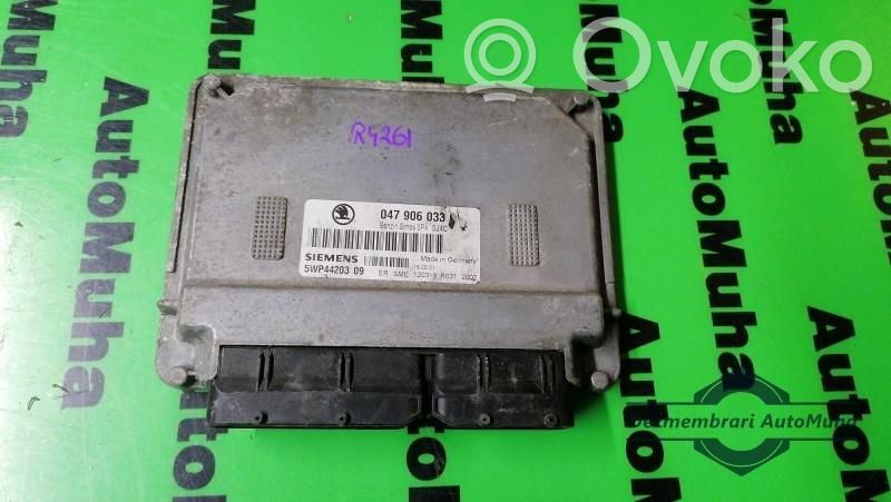 Engine control unit/module ECU   047906033C,5WP4420309