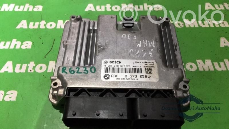 BMW 3 F30 F35 F31 Unitate control motor/modul ECU 