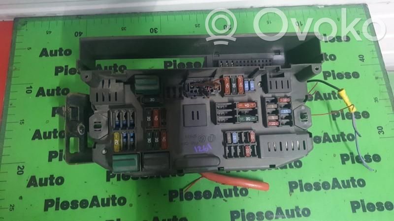 BMW X5 E70 Fuse module 