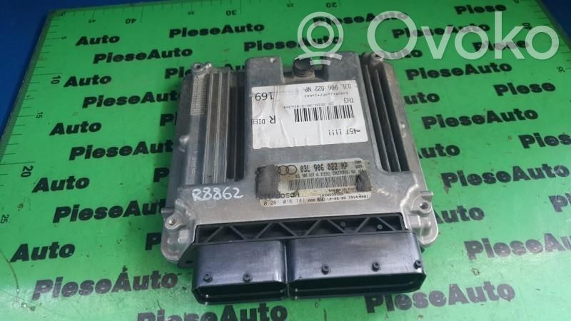 Audi A5 8T 8F Engine control unit/module ECU 