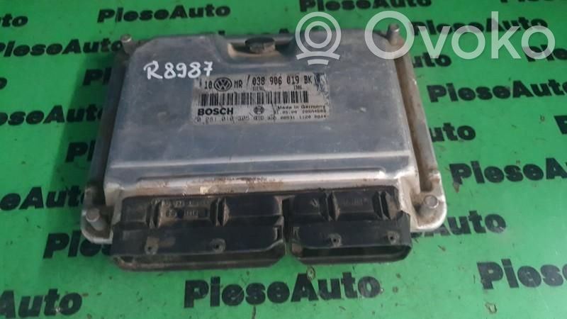 Volkswagen PASSAT B5.5 Engine control unit/module ECU 