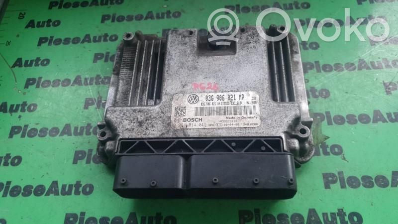 Volkswagen Touran I Engine control unit/module ECU 