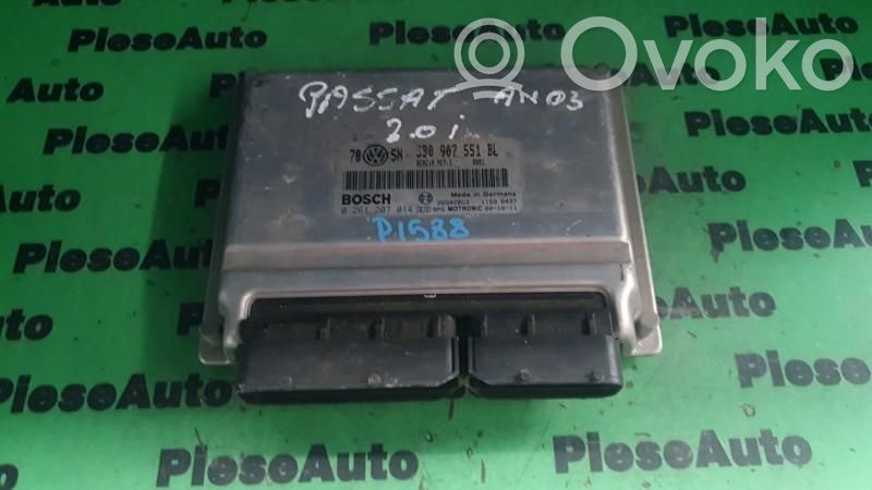 Volkswagen PASSAT B6 Engine control unit/module ECU 