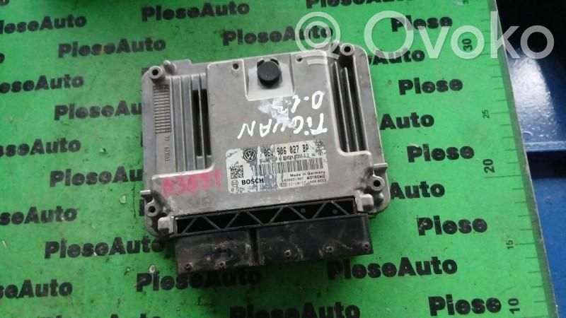 Engine control unit/module ECU   0261S06913,06J906027BP