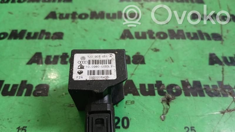 Volkswagen Golf IV Sensor ESP de aceleración de frecuencia del intermitente 