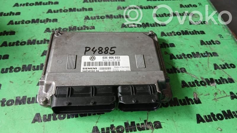 Engine control unit/module ECU   03E906033,5WP4016304