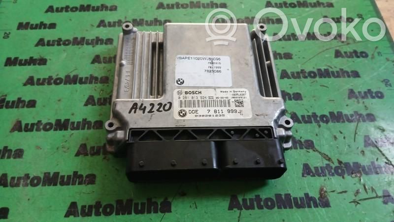 BMW X3 E83 Engine control unit/module ECU 