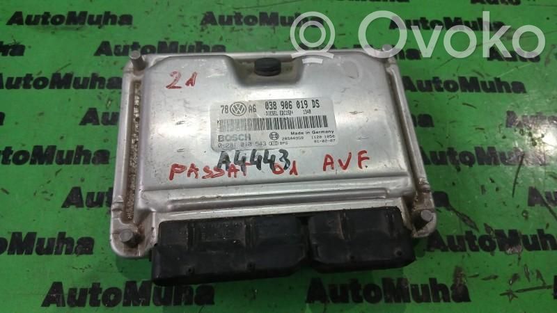 Volkswagen PASSAT B5.5 Engine control unit/module ECU 