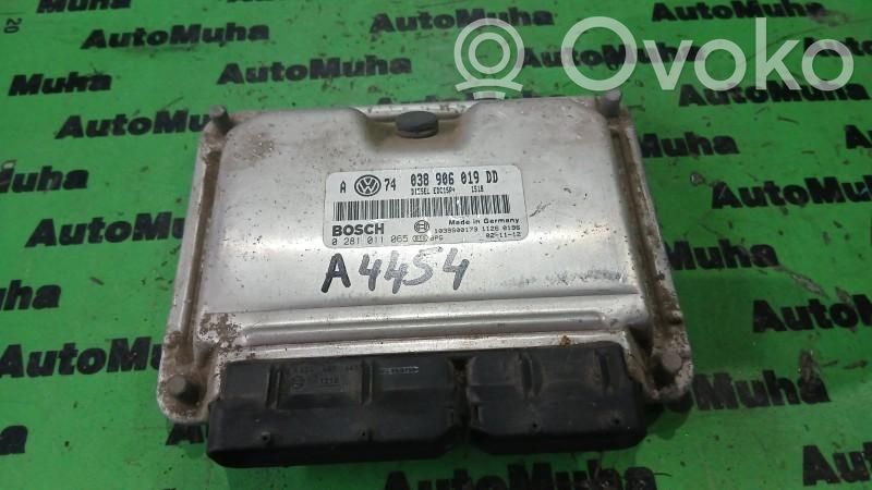 Volkswagen Golf IV Engine control unit/module ECU 