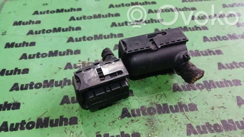 Volkswagen Golf VI Plug wire 