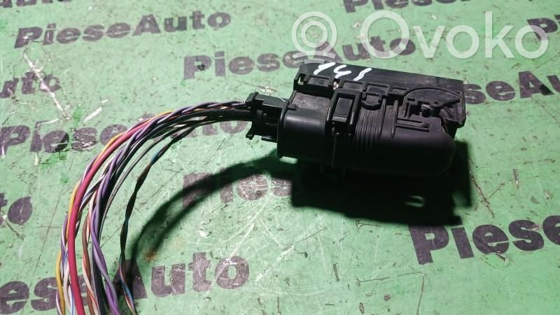 Ford Fiesta Sveces (-ču) vads (-i) 