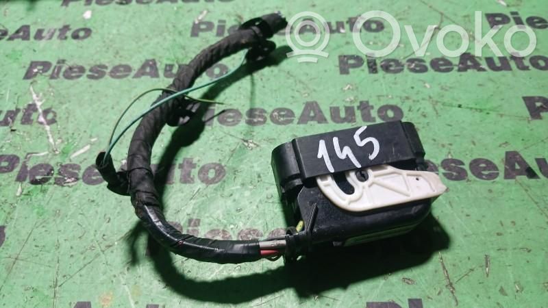 Peugeot 2008 I Sveces (-ču) vads (-i) 