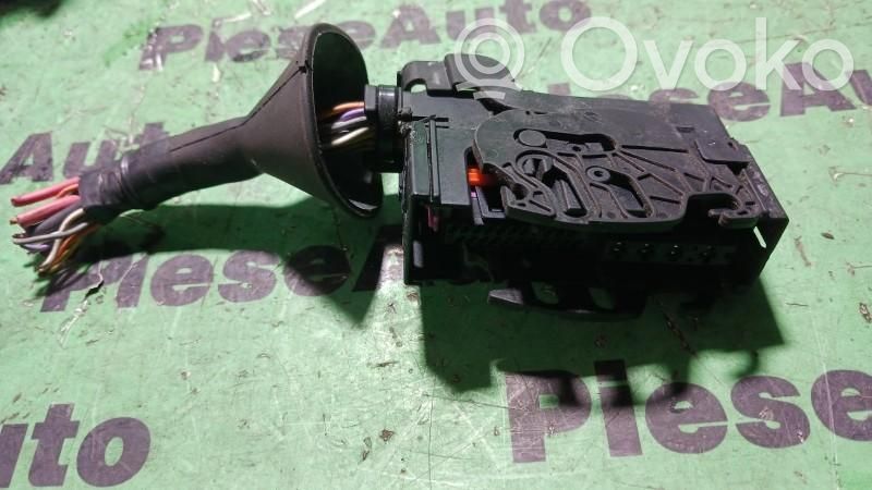 Renault Clio III Sveces (-ču) vads (-i) 