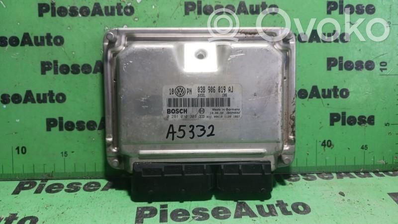 Engine control unit/module ECU   0281010303,038906019AJ