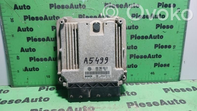 Volkswagen Golf V Unidad de control/módulo ECU del motor 