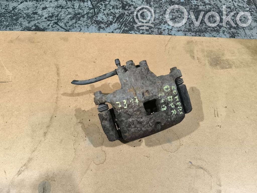 Front brake caliper   3341