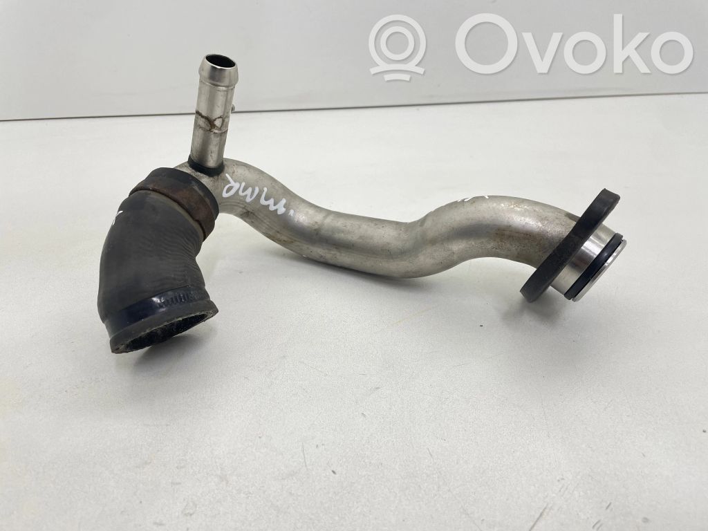 BMW 5 E60 E61 Engine coolant pipe/hose 