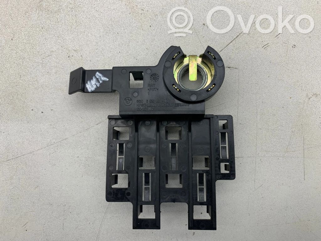 BMW 1 E81 E87 Aerial GPS antenna 