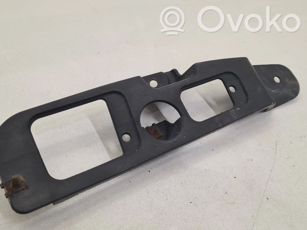 Rear bumper mounting bracket   3400958,12125310,013490