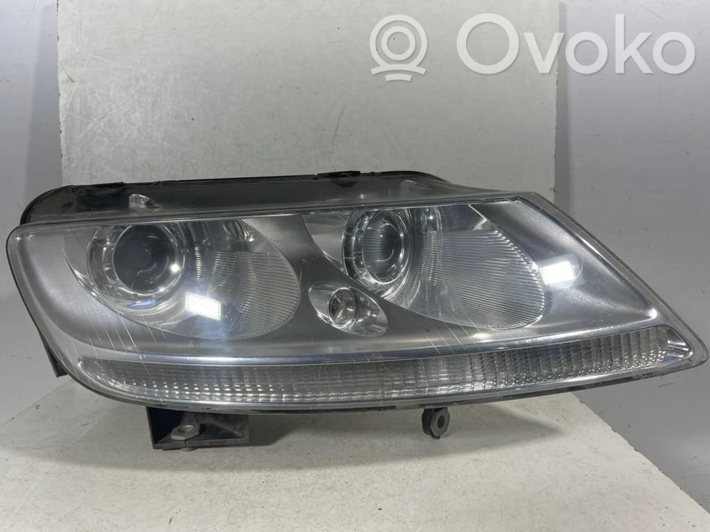 Volkswagen Phaeton Lampa przednia 