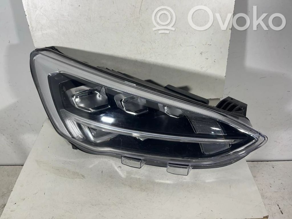Ford Focus Headlight/headlamp 