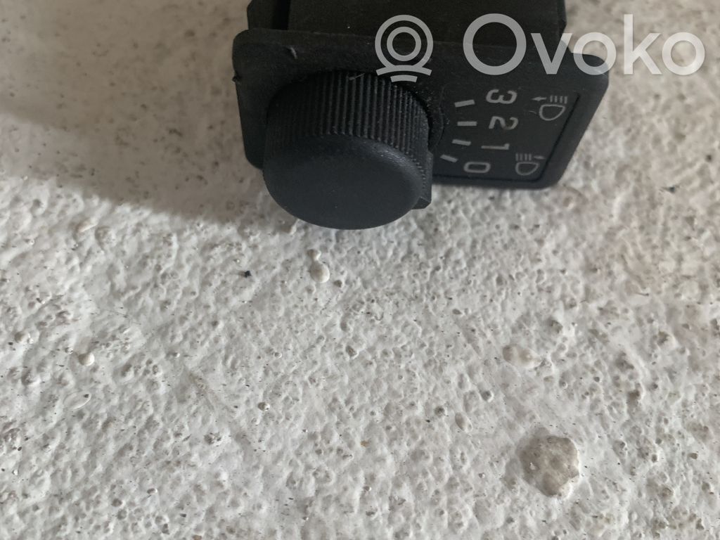 Nissan Primera Headlight level height control switch 