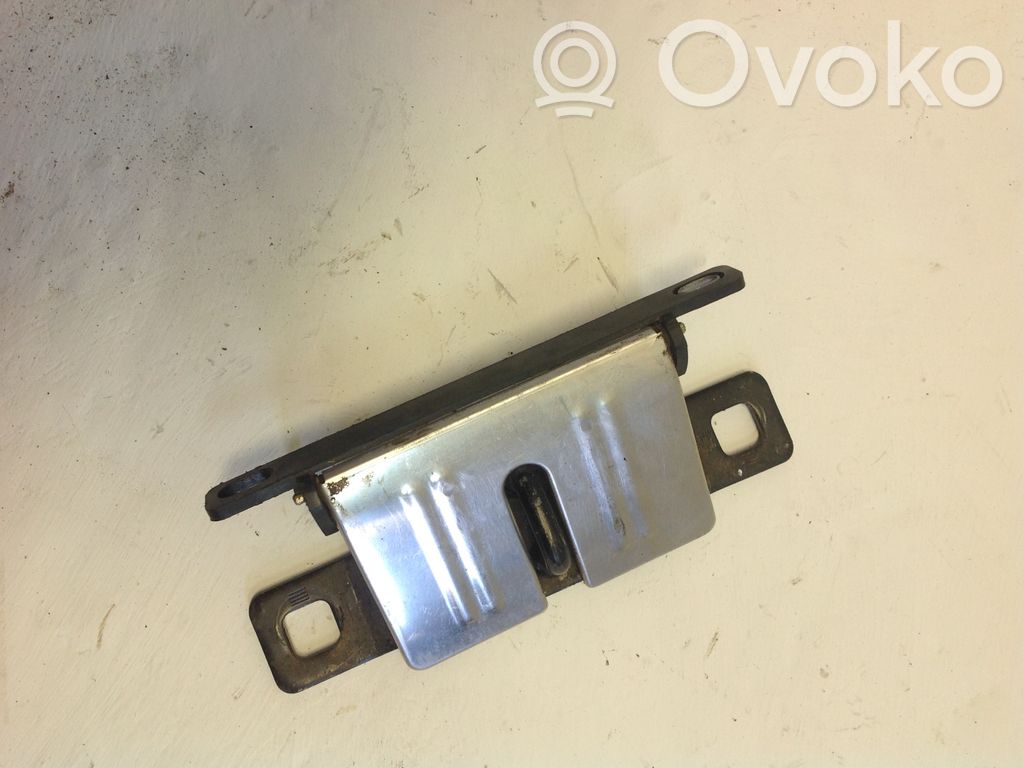 Audi A6 S6 C5 4B Loading door lock loop/hook striker 