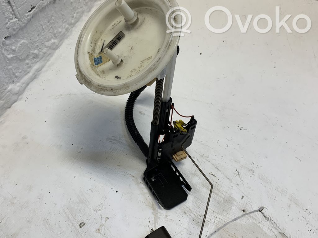 BMW 5 E60 E61 Fuel level sensor 