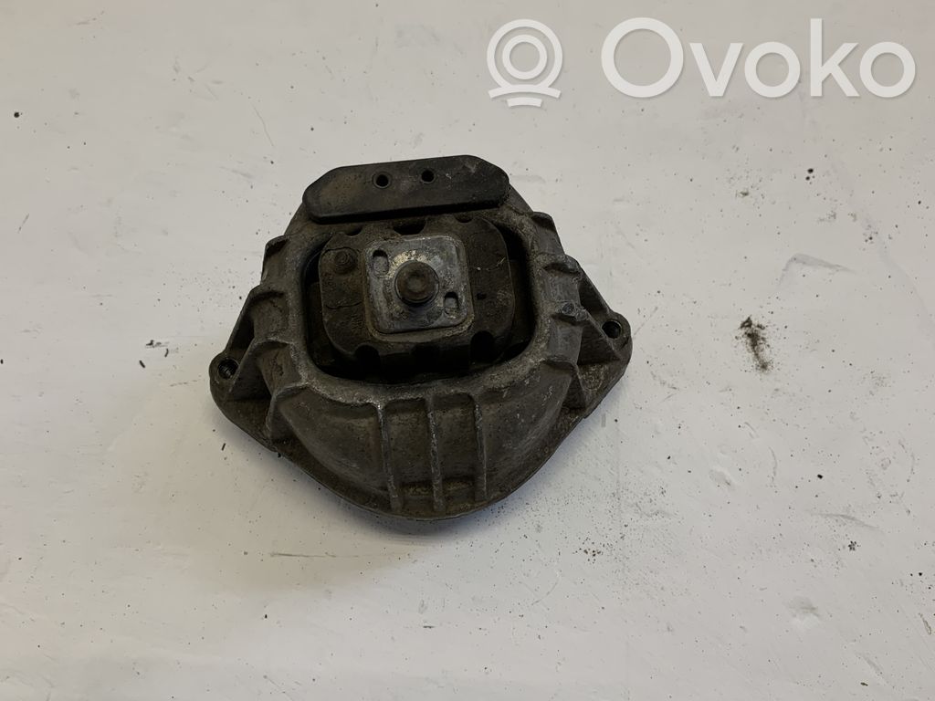 Engine mount bracket   13981112