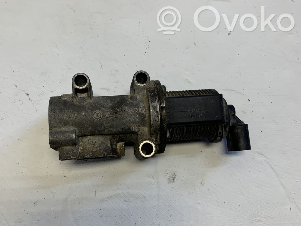 Opel Zafira B Zawór EGR 