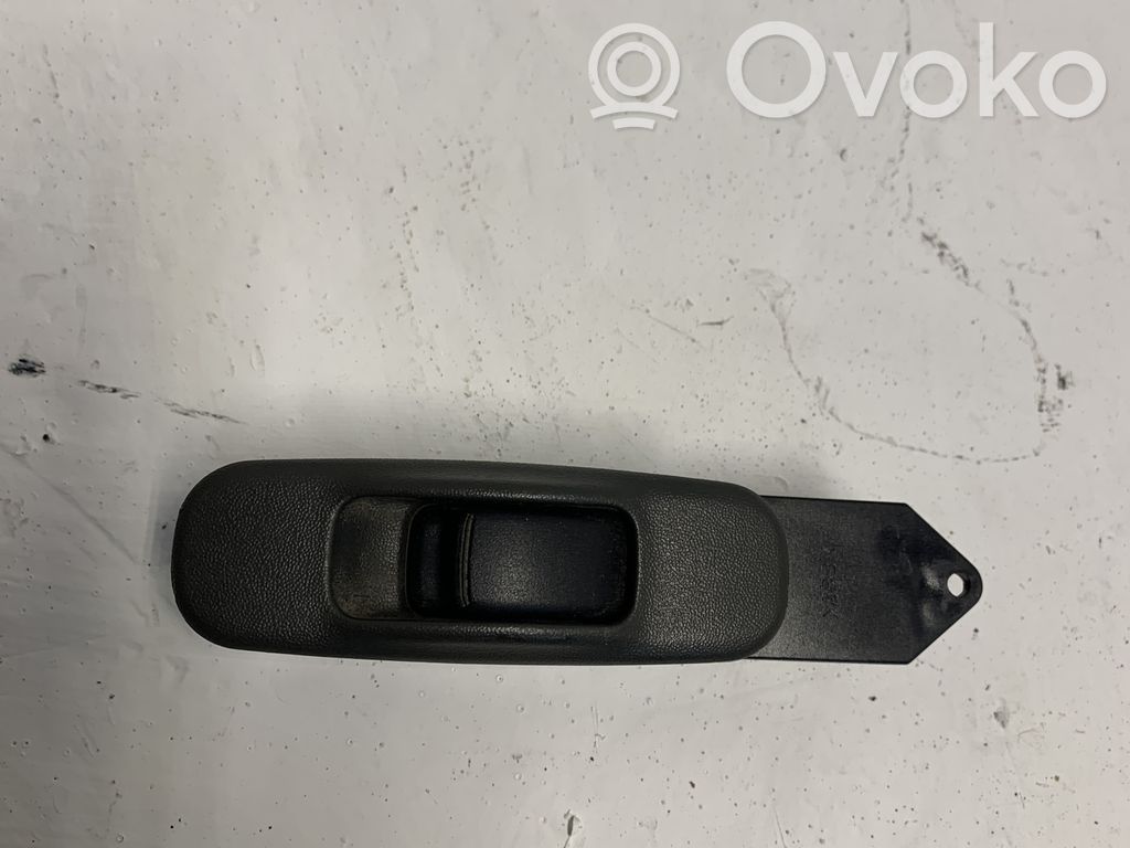 Mitsubishi Pajero Sport I Electric window control switch 