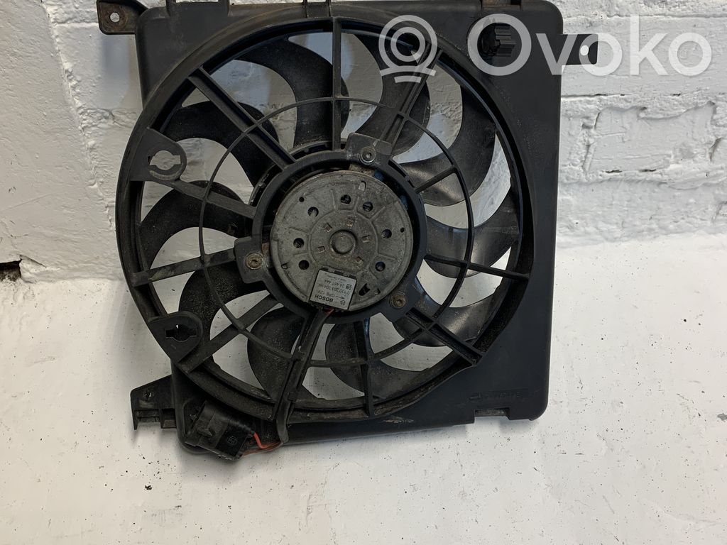 Opel Astra H Elektrisks radiatoru ventilators 