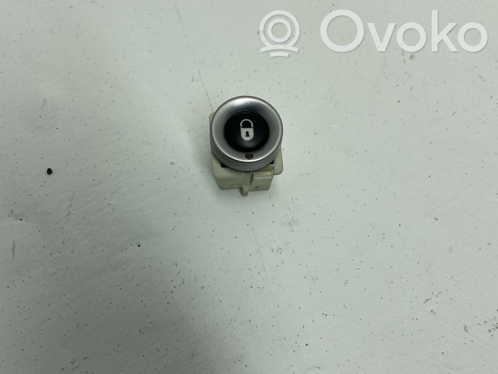 Central locking switch button   1488928077