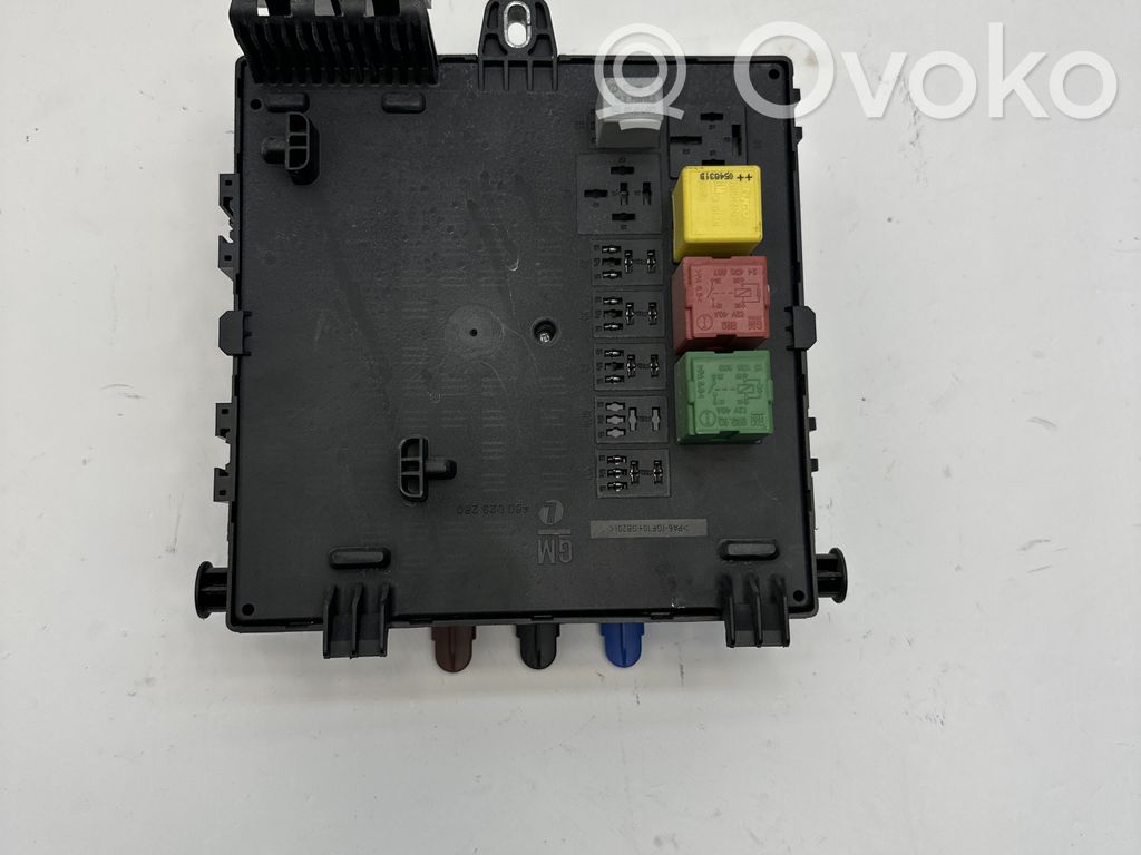 Opel Vectra C Fuse module 