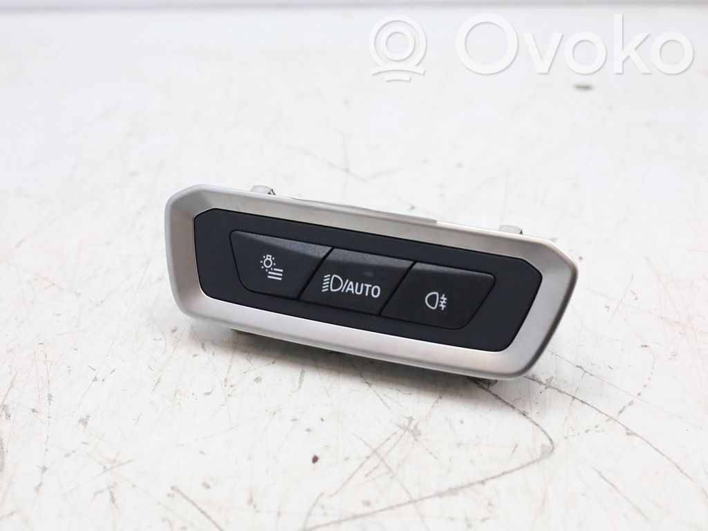 BMW XM Light switch 