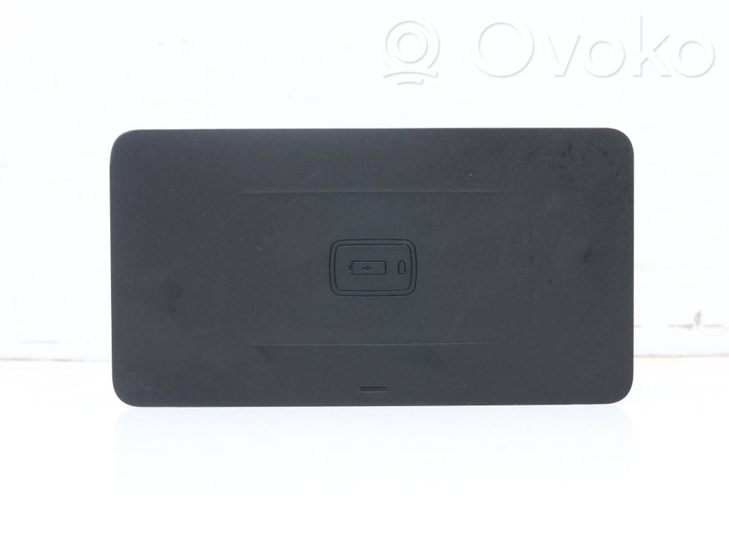 BMW 7 G11 G12 Wireless charging module 