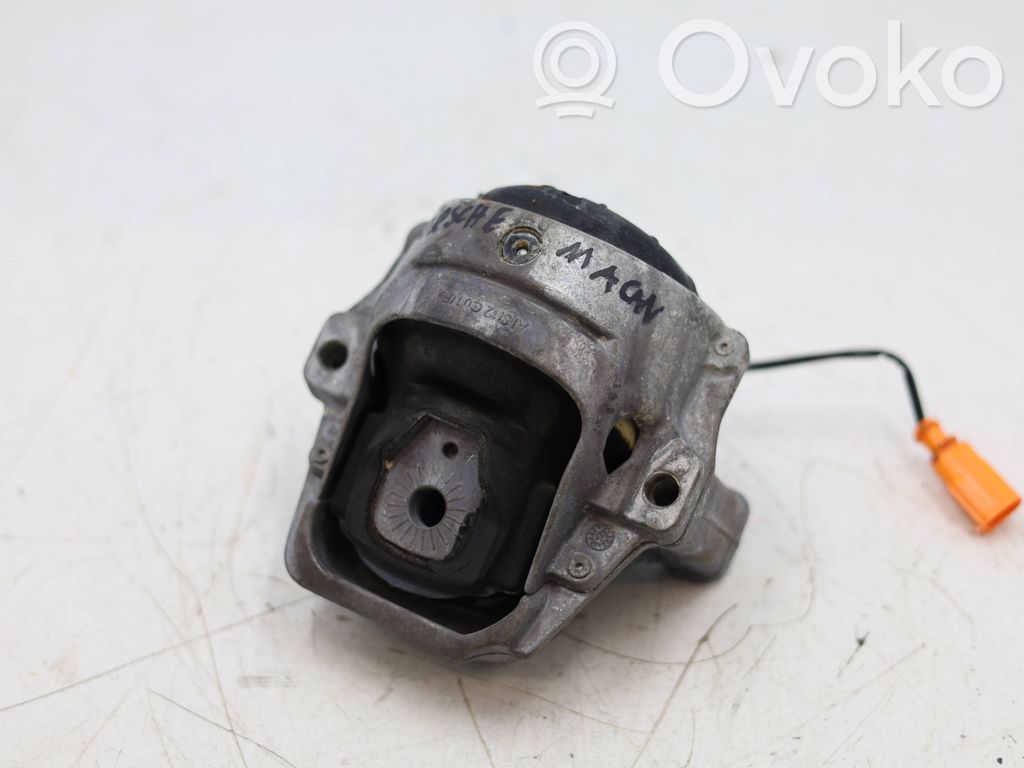 Engine mount bracket   8R0199381AA