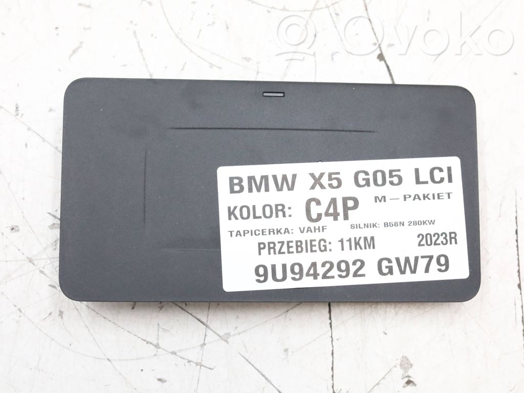 BMW X5 G05 Langaton latausmoduuli 