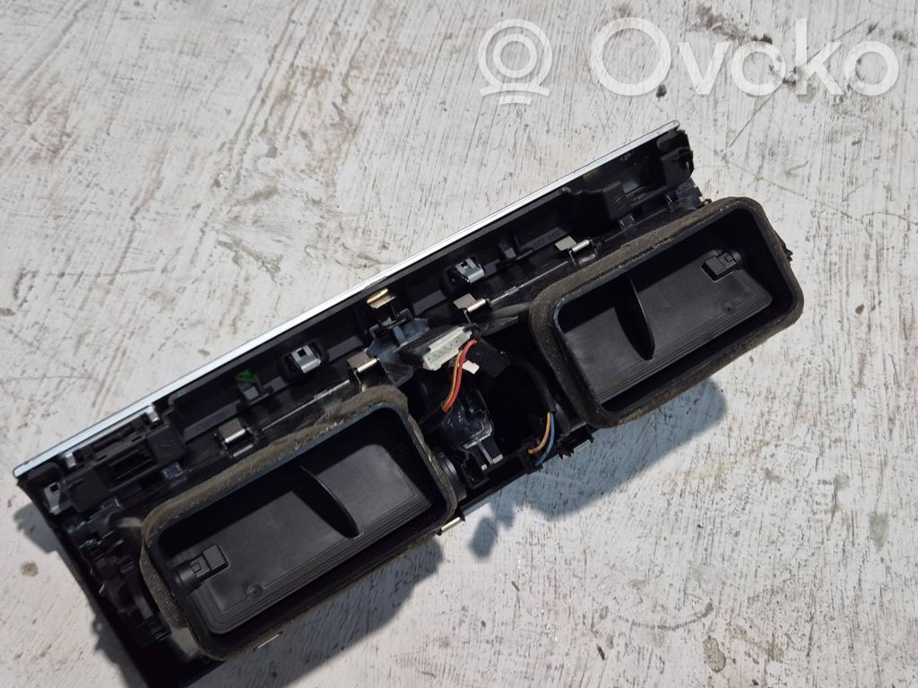 BMW X5 E70 Luftausströmer Lüftungsdüse Luftdüse Mitte 