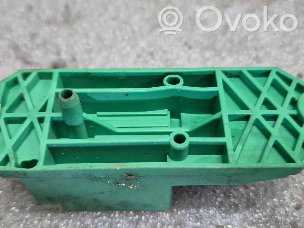 Czujnik uderzenia Airbag   Z3T2D22H324,010217