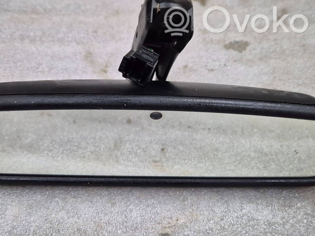 Rear view mirror (interior)   E1015891