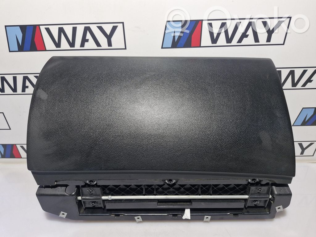 BMW 6 E63 E64 Daiktadėžė 