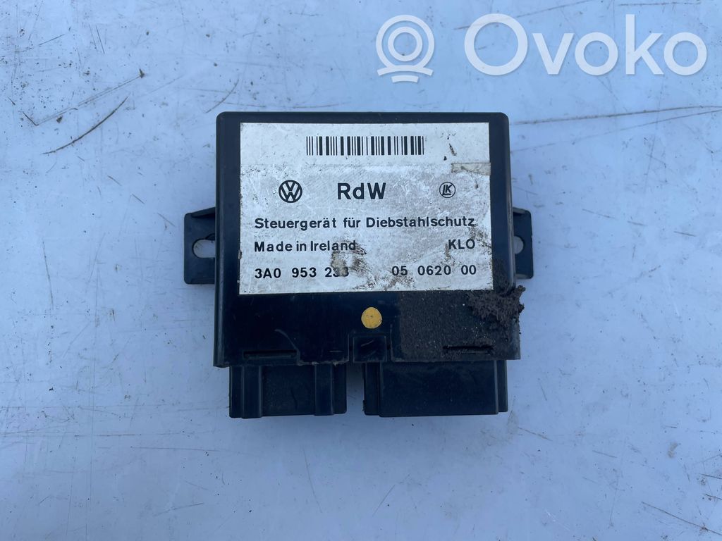 Volkswagen PASSAT B4 Modulo comfort/convenienza 