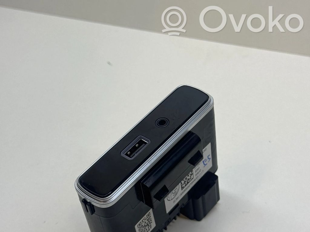 Enchufe conector USB   01561182090