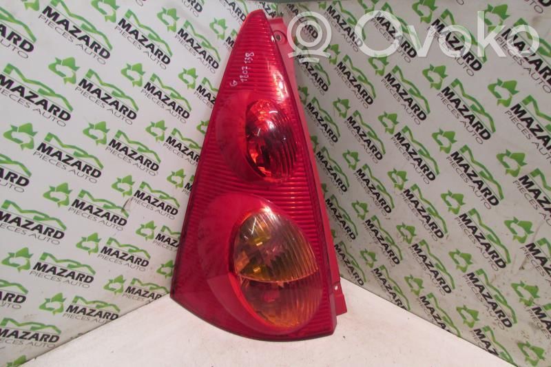 Peugeot 107 Galinis žibintas kėbule 