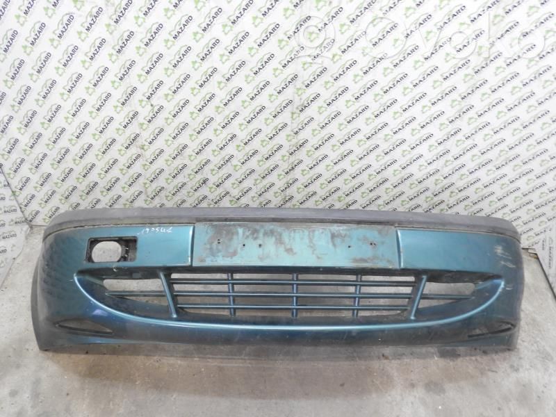 Ford Fiesta Parachoques delantero 