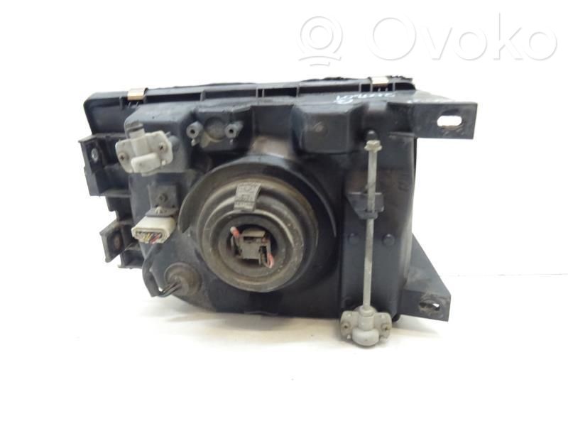Mitsubishi Pajero Scheinwerfer 
