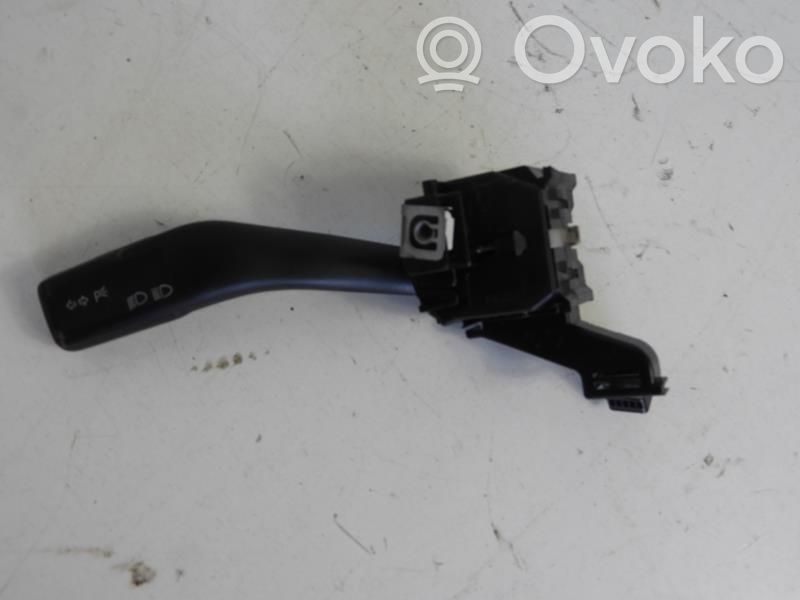 Audi A3 S3 8P Commodo de clignotant 